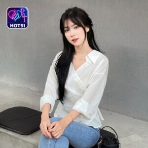 Read more about the article Hot51 vs Livebar: Perbandingan Lengkap