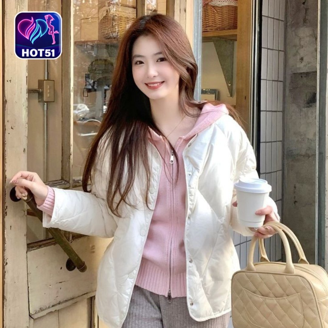 Read more about the article Hot51 vs Bigo Live: Perbandingan Lengkap 2026