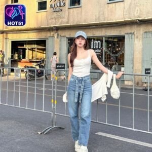 Read more about the article Hot51 vs Bigo Live: Bandingkan Fitur Terbaik